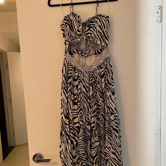 Miss Avenue Zebra Print Tribal dress - Picture 1 of 2